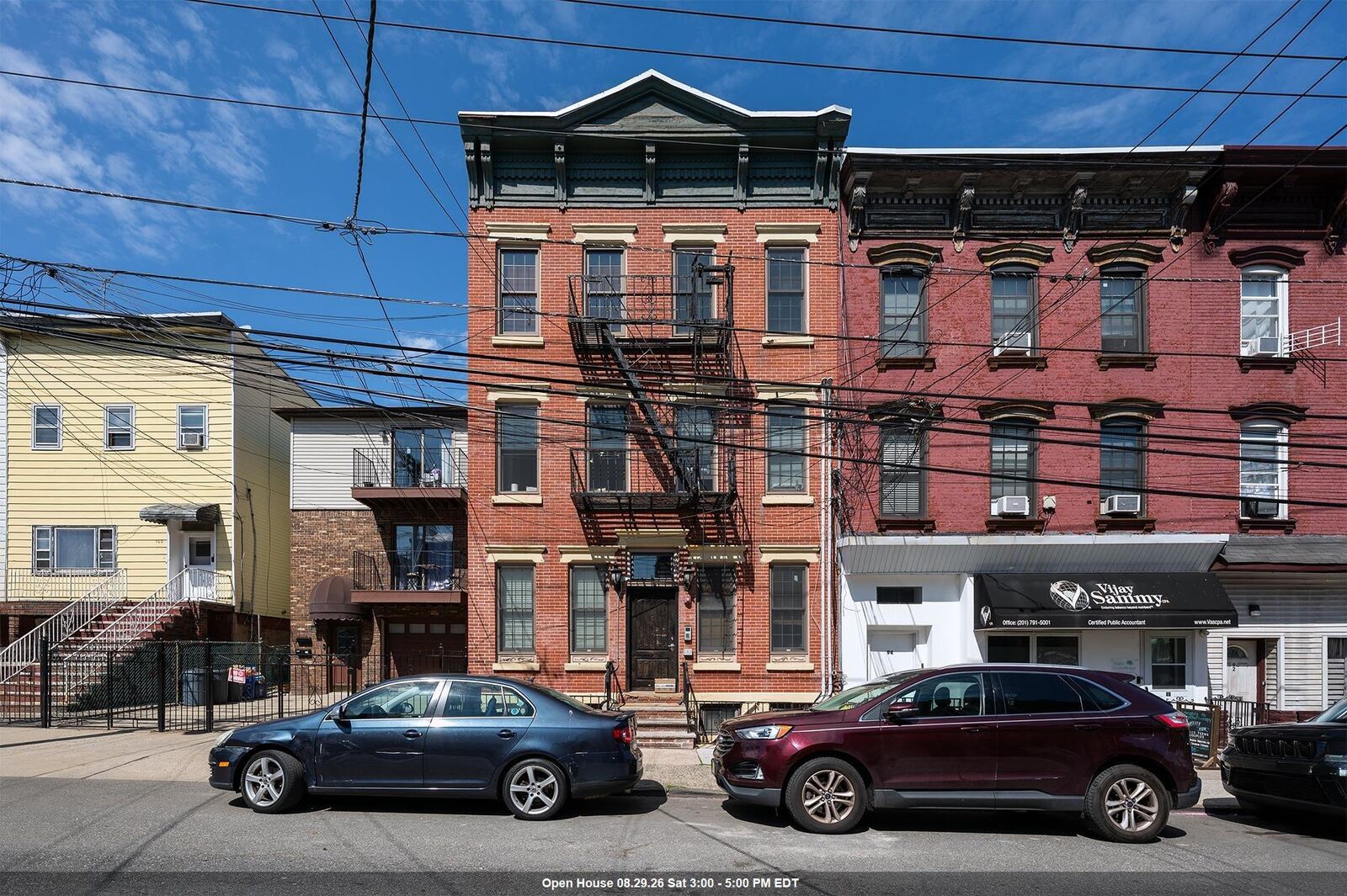Property Photo: 96 Bowers St 2L NJ 07307