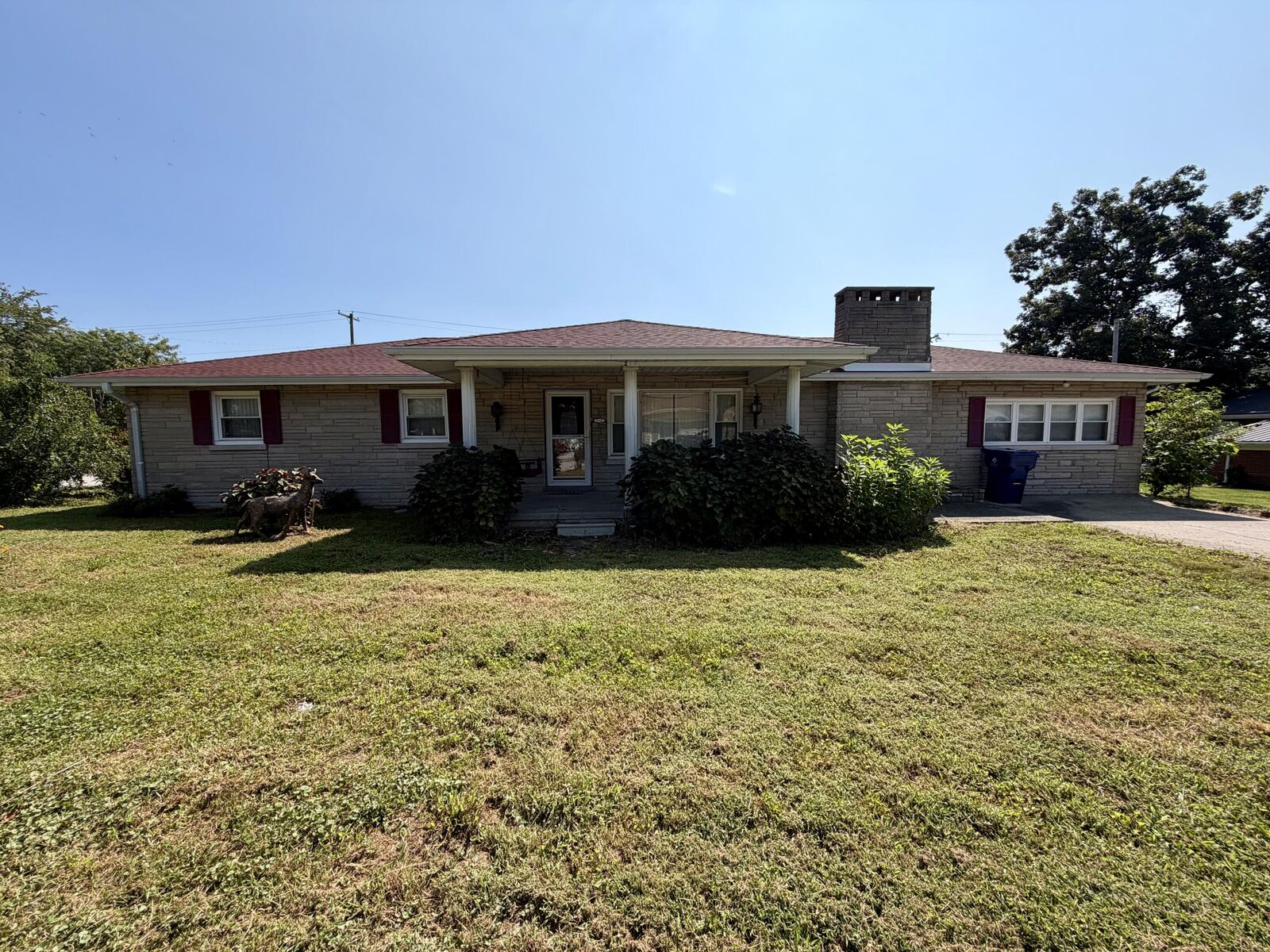 Property Photo: 214 Laurel Drive KY 40403