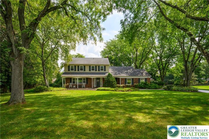 Property Photo: 655 Yorkshire Road PA 18017