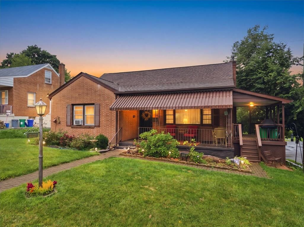 Property Photo:  2029 W Walnut Street  PA 18104 