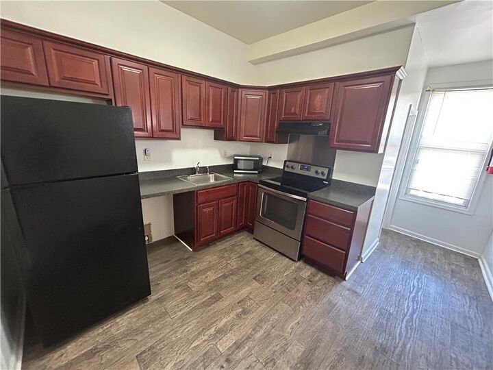 Property Photo: 721 Northampton Street Apt 1 PA 18042