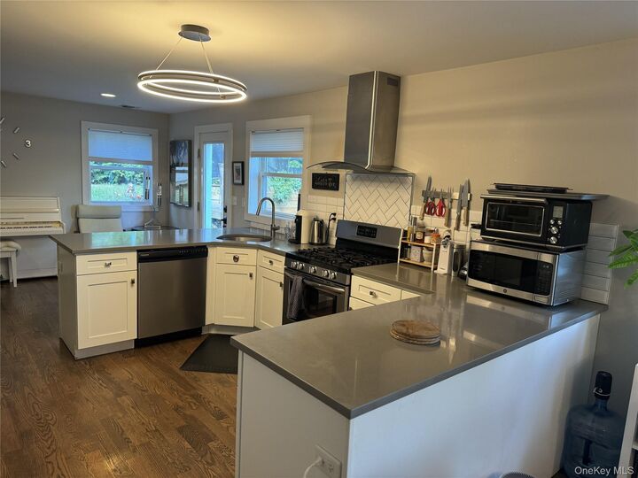 Property Photo:  282 High Avenue  NY 10960 