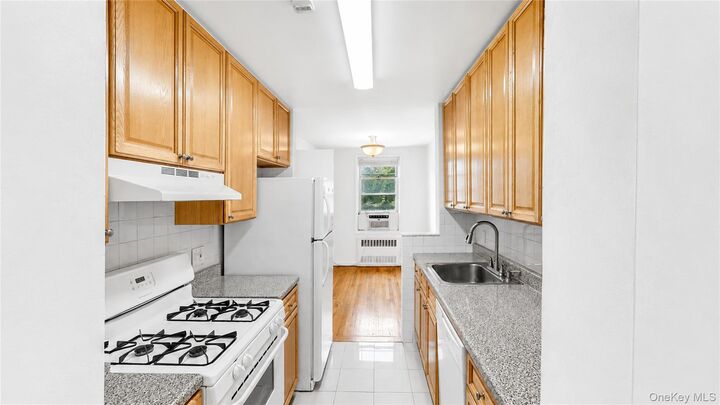 Property Photo: 60-11 Broadway 3L NY 11377