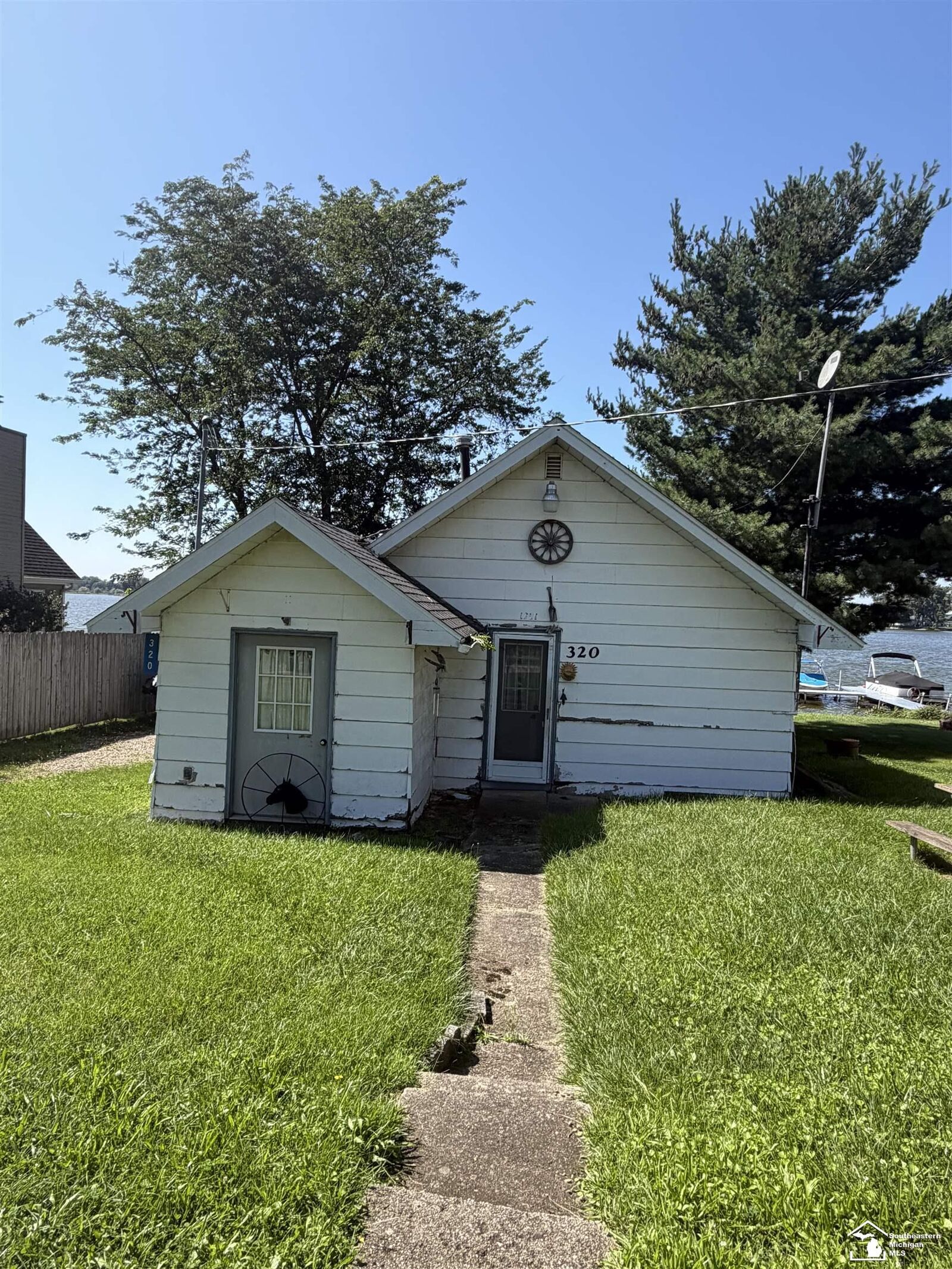 Property Photo: 320 Lloyd MI 49028
