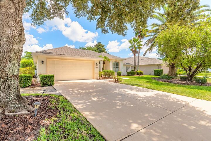Property Photo: 1283 Royal Pointe Lane FL 32174