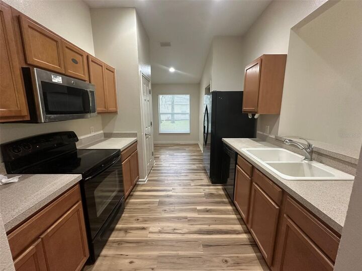 Property Photo: 14757 Wake Robin Drive FL 34604