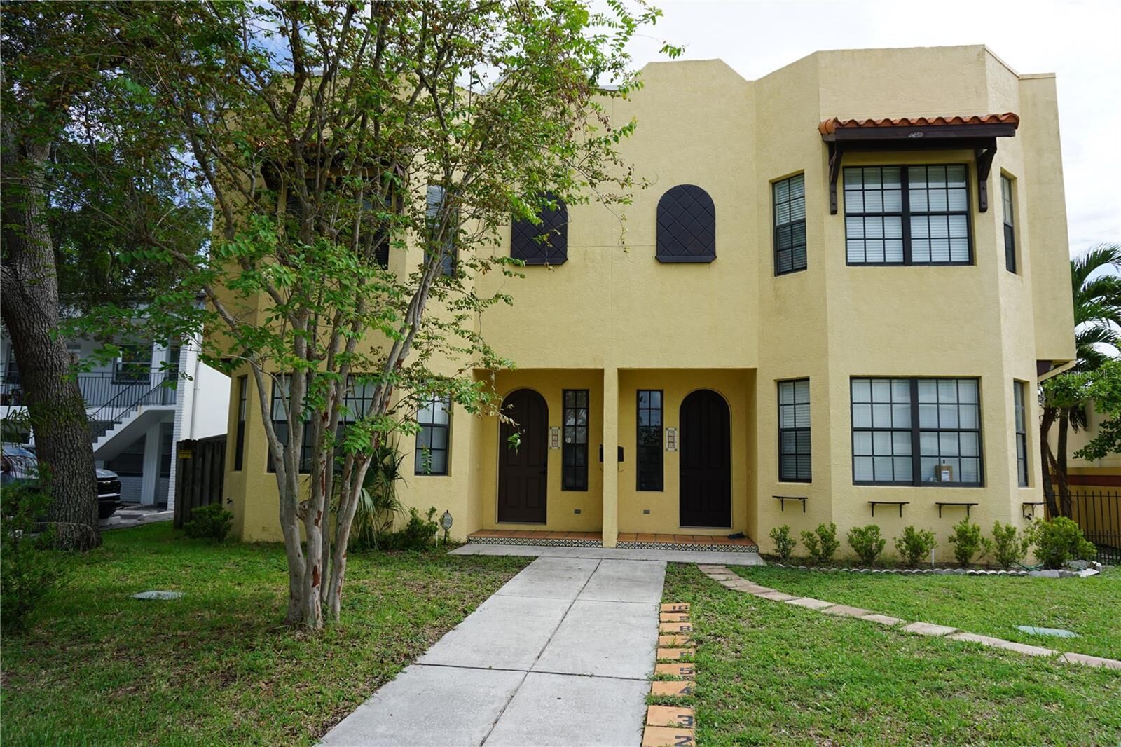 Property Photo: 316 34th Avenue N FL 33704