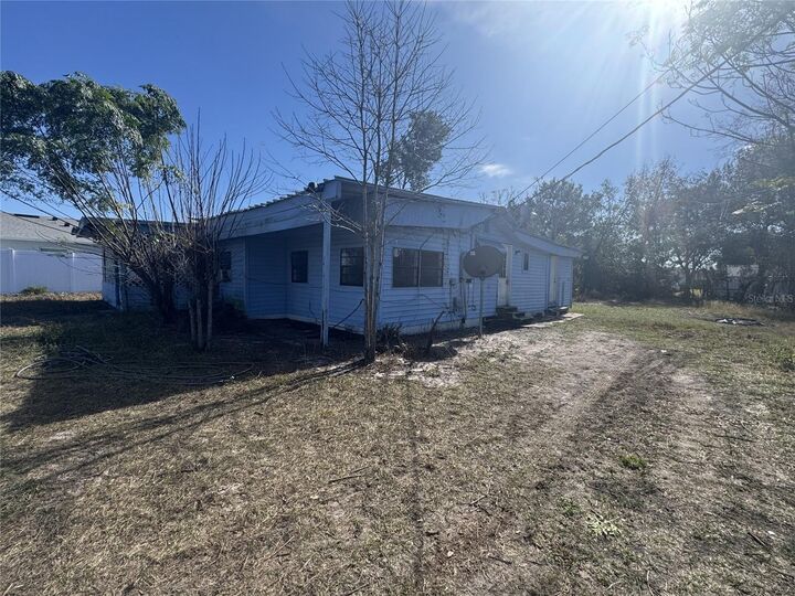 Property Photo:  11606 Huggins Street  FL 34788 
