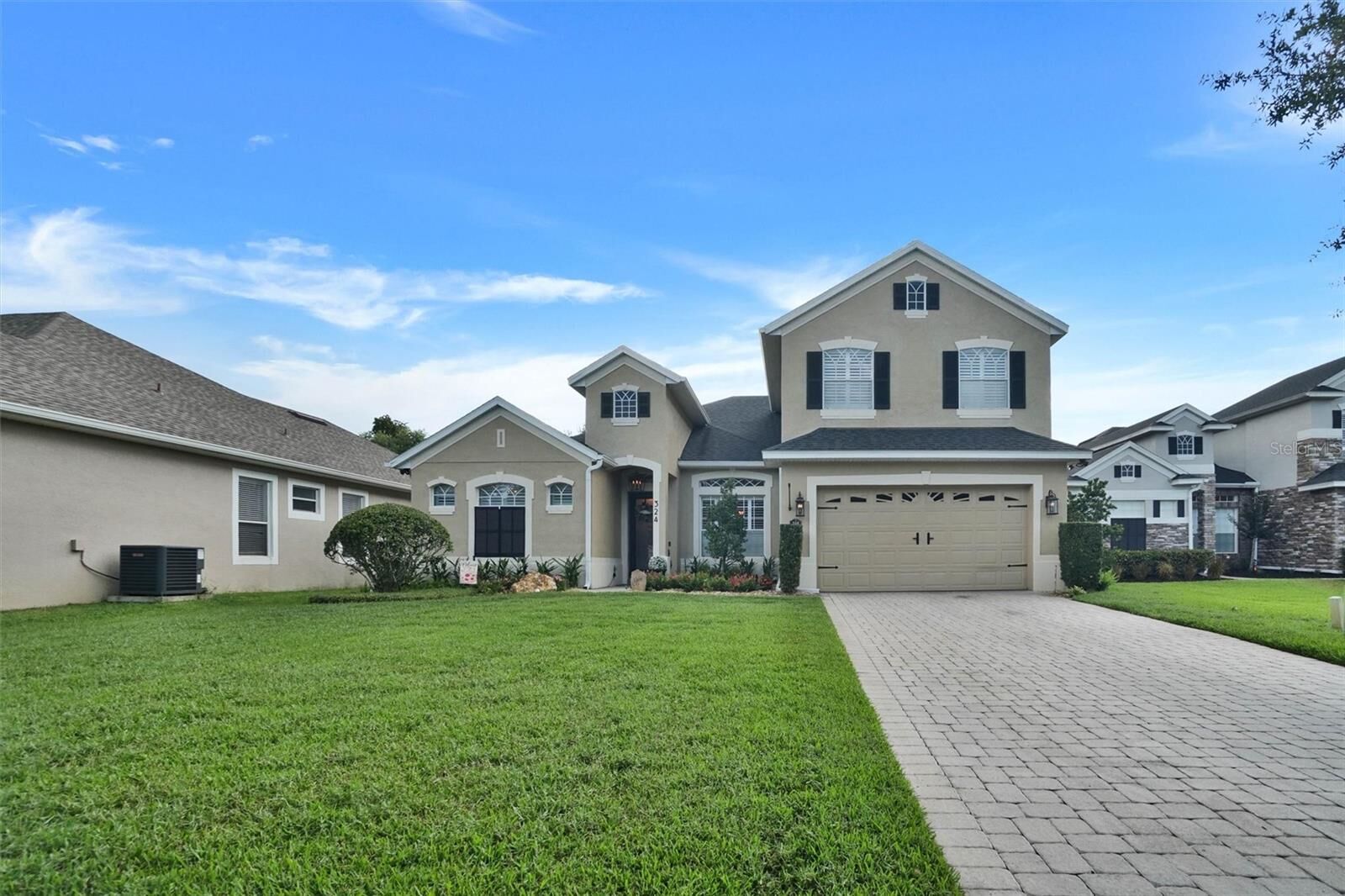 Property Photo: 324 Tudor Spring Court FL 32828