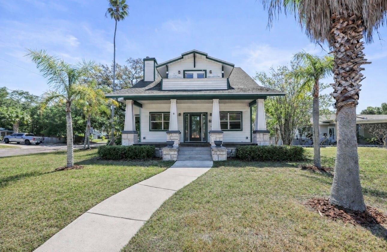 Property Photo:  1777 Bayshore Boulevard  FL 34698 