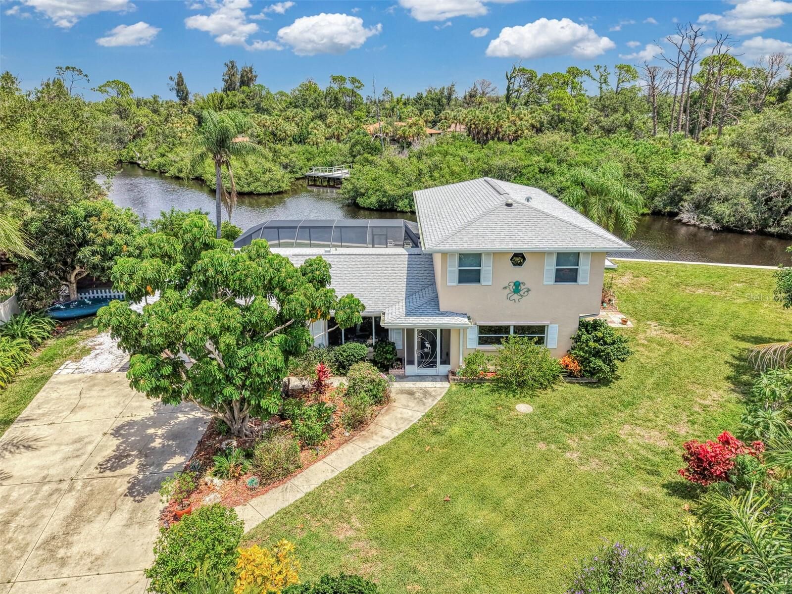 Property Photo:  490 Creek Lane Drive  FL 34223 