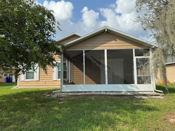 Property Photo: 37414 Castleberry Drive FL 33542