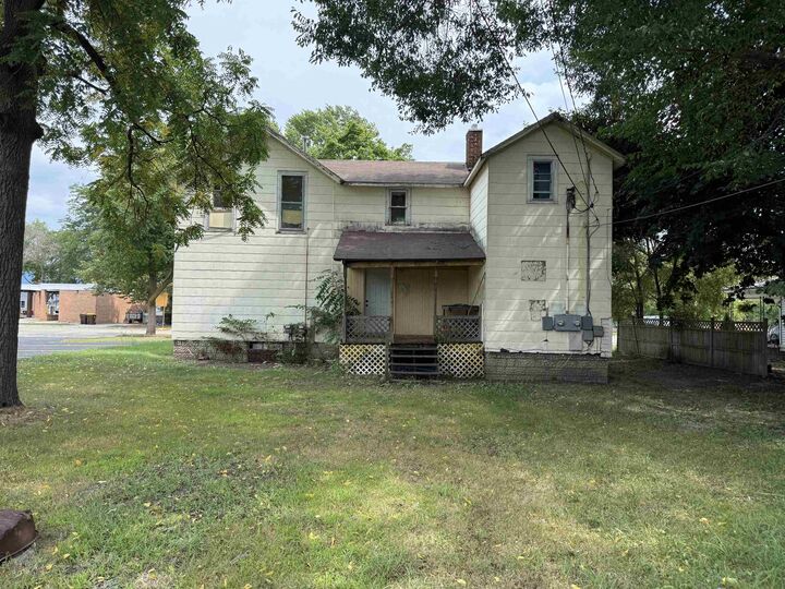 Property Photo: 221 Woodworth Avenue MI 48801