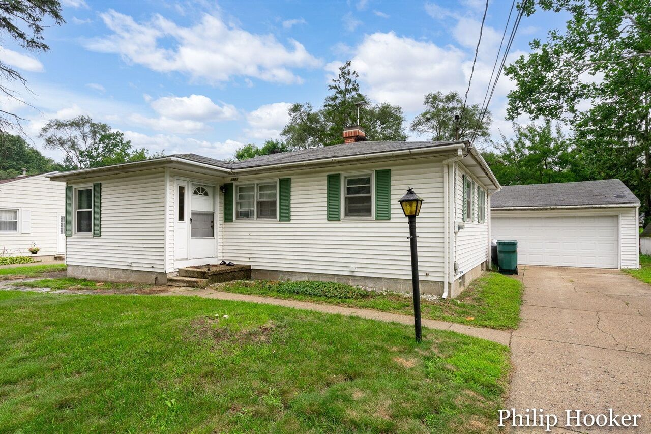 Property Photo:  1383 Katrina Drive  MI 49508-6140 