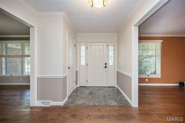 Property Photo:  749 Chatelet Woods Drive  MO 63135 