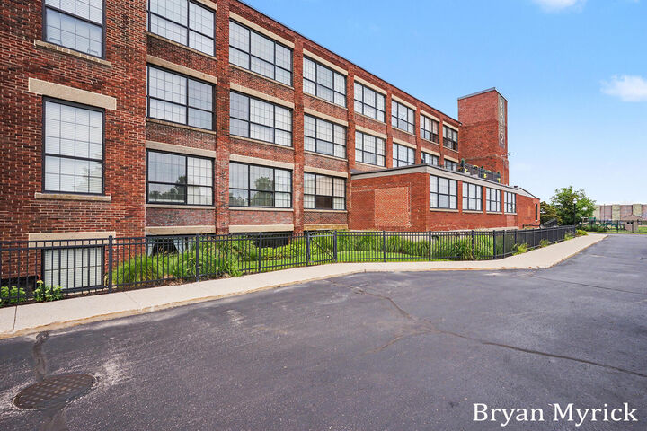 Property Photo: 533 Columbia Avenue MI 49423