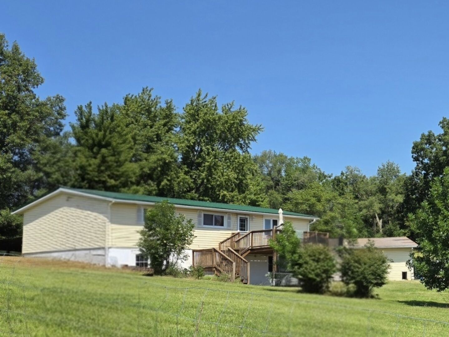 Property Photo: 28453 E 2400 Street IL 61277