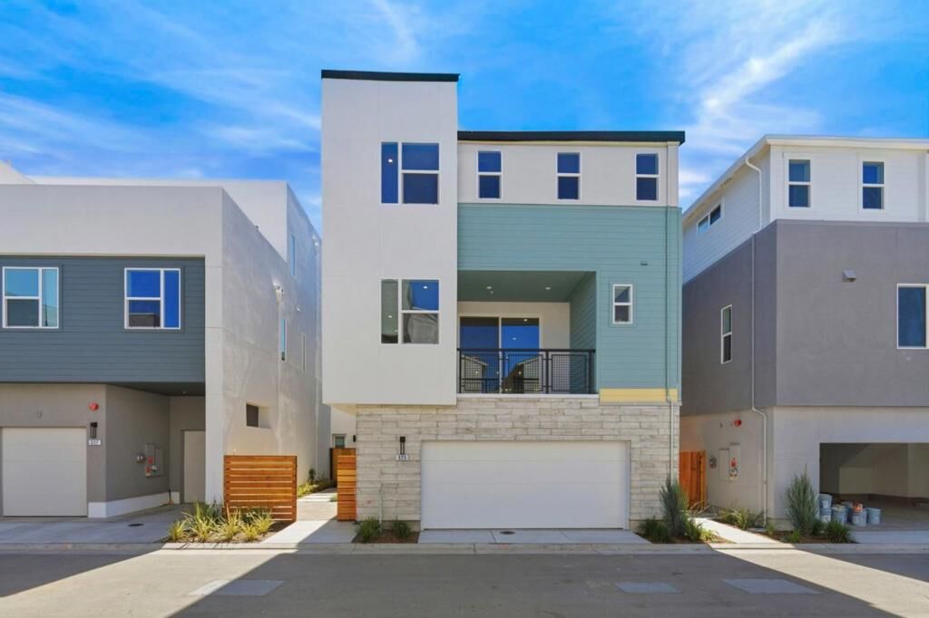 Property Photo:  225 Honeydew Court  CA 94583 