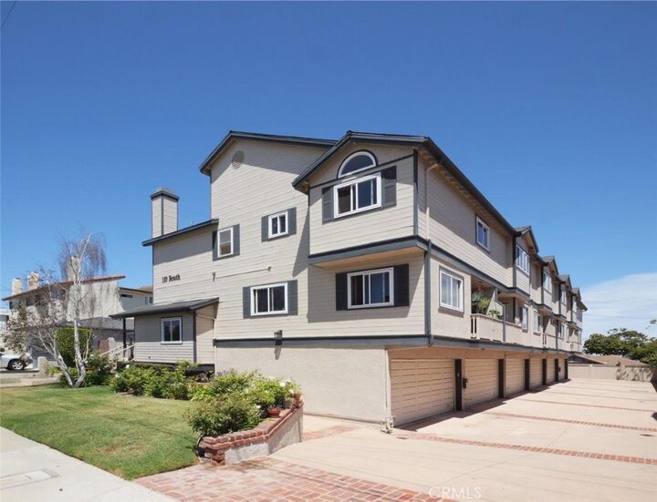 Property Photo:  110 S Prospect Avenue 6  CA 90277 