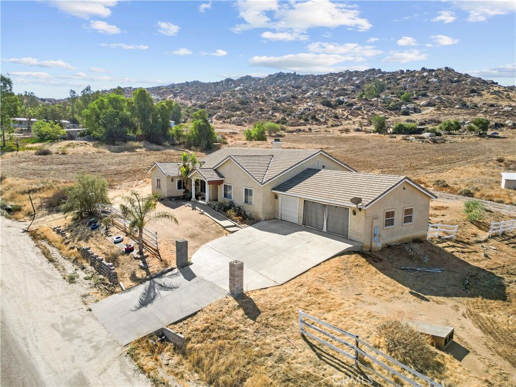 Property Photo:  29715 Central  CA 92567 
