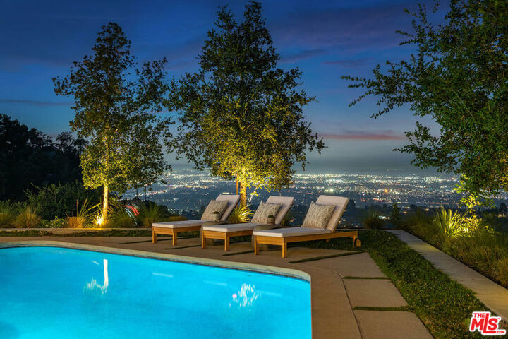 Property Photo:  8545 Charl Lane  CA 90046 