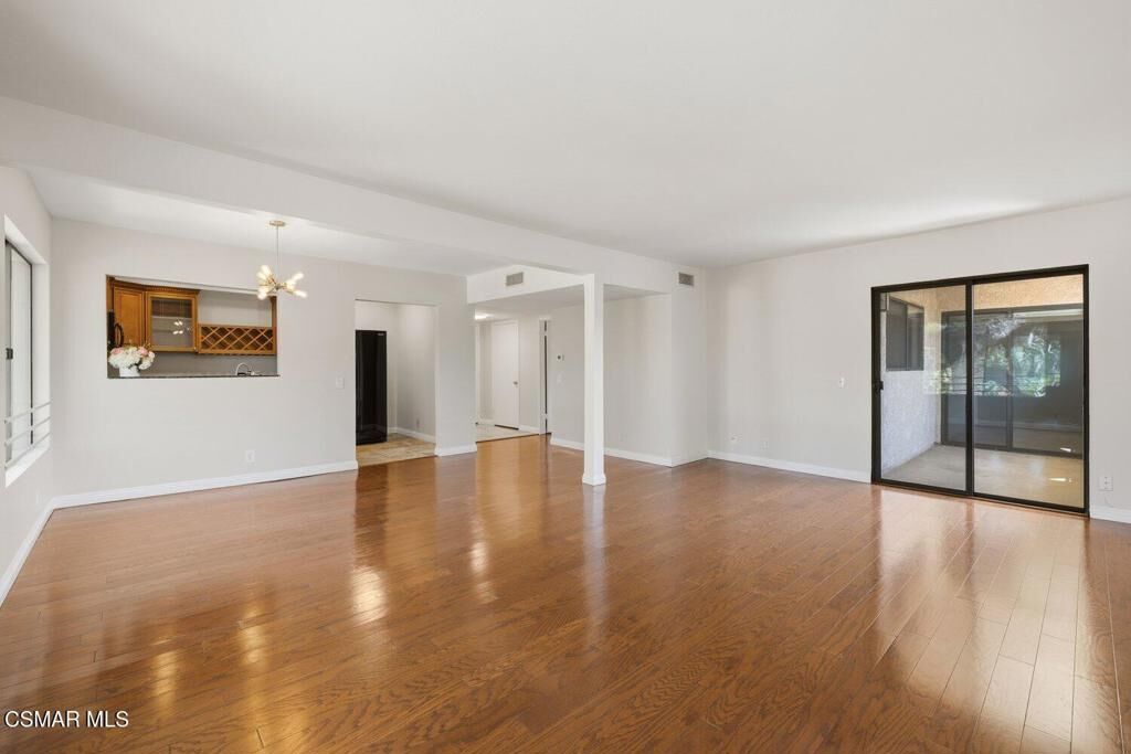 Property Photo:  4700 Natick Avenue 310  CA 91403 