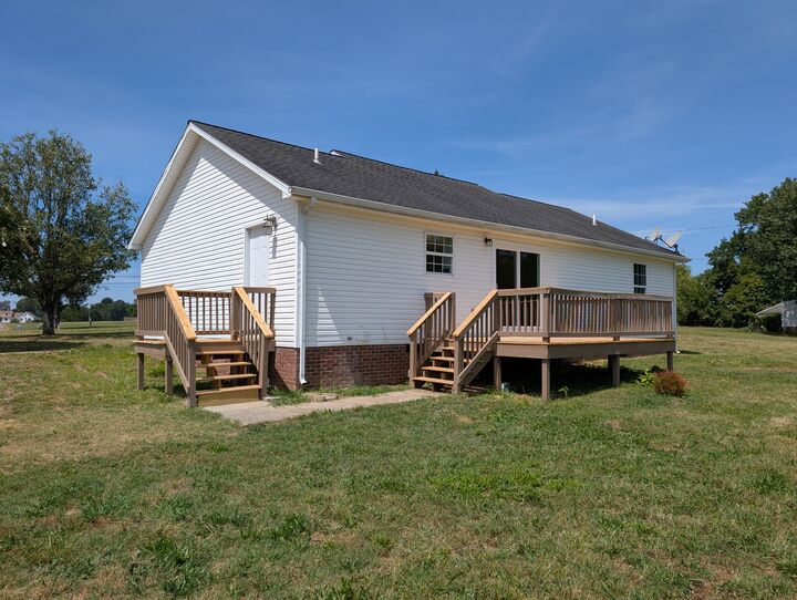 Property Photo:  2530 Midland Rd  TN 37160 
