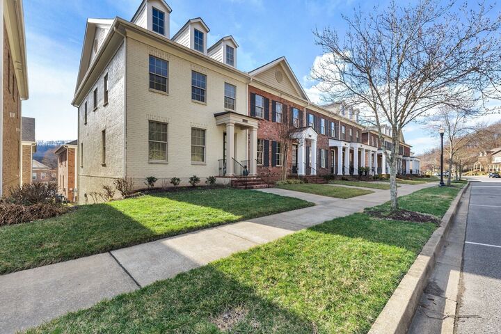 Property Photo:  318 Gathering Walk Bel-Int  TN 37122 