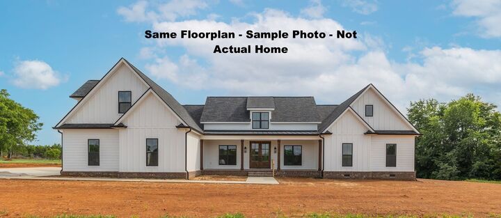 Property Photo:  3833 Highway 431  TN 38401 