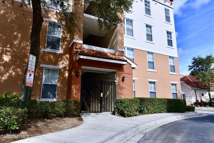 Property Photo: 10435 Midtown Parkway 248 FL 32246