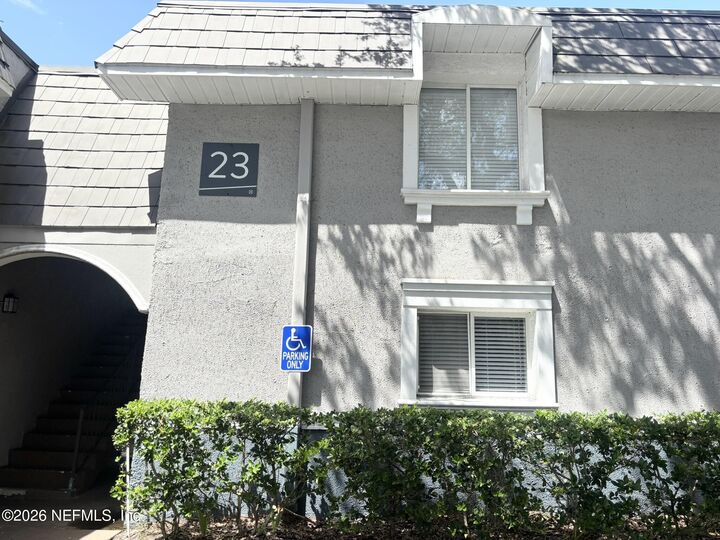 Property Photo: 355 Monument Road 23 E1 FL 32225