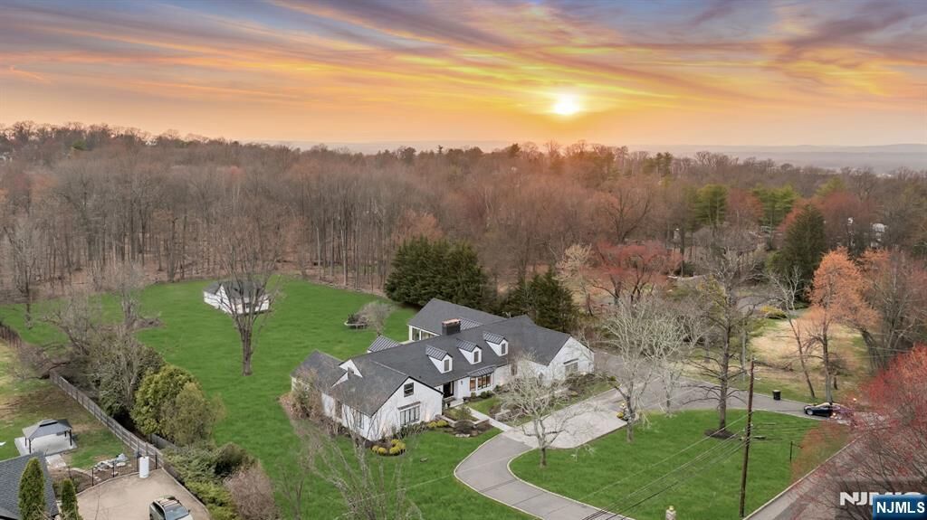 Property Photo:  16 Greenbrook Road  NJ 07006 
