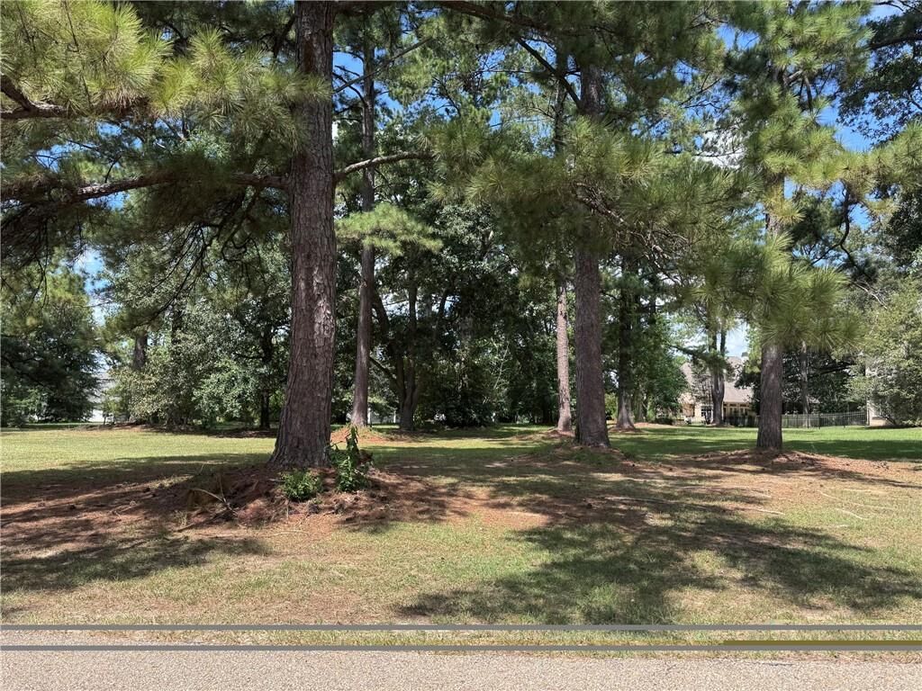 Property Photo: Lot 68 Northwoods Drive LA 70420