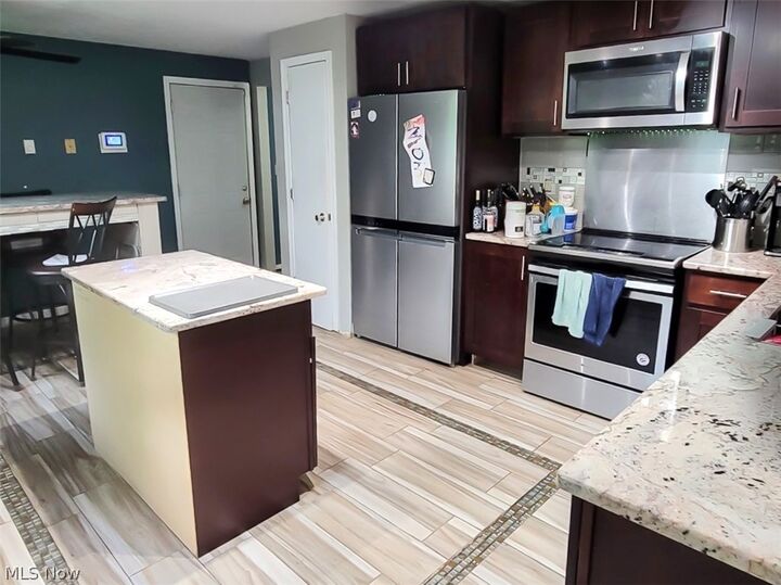 Property Photo:  26 Edison Street  OH 44074 