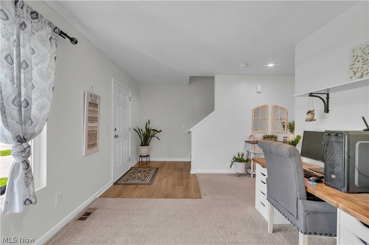 Property Photo: 1074 Wayne Trail OH 44089