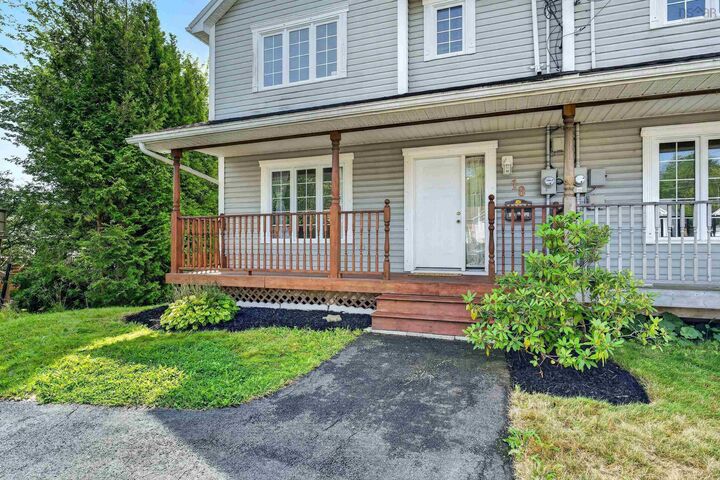 Property Photo: 18 Yarding Court NS B4E 3E5