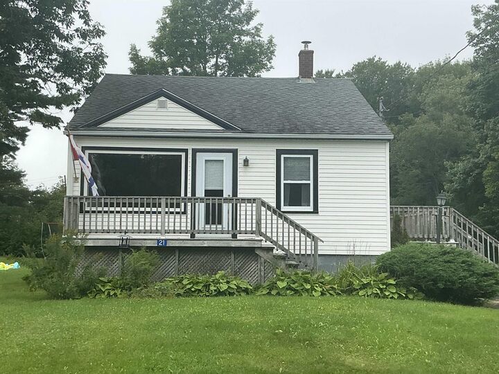 Property Photo: 21 Elm Street NS B0J 1H0