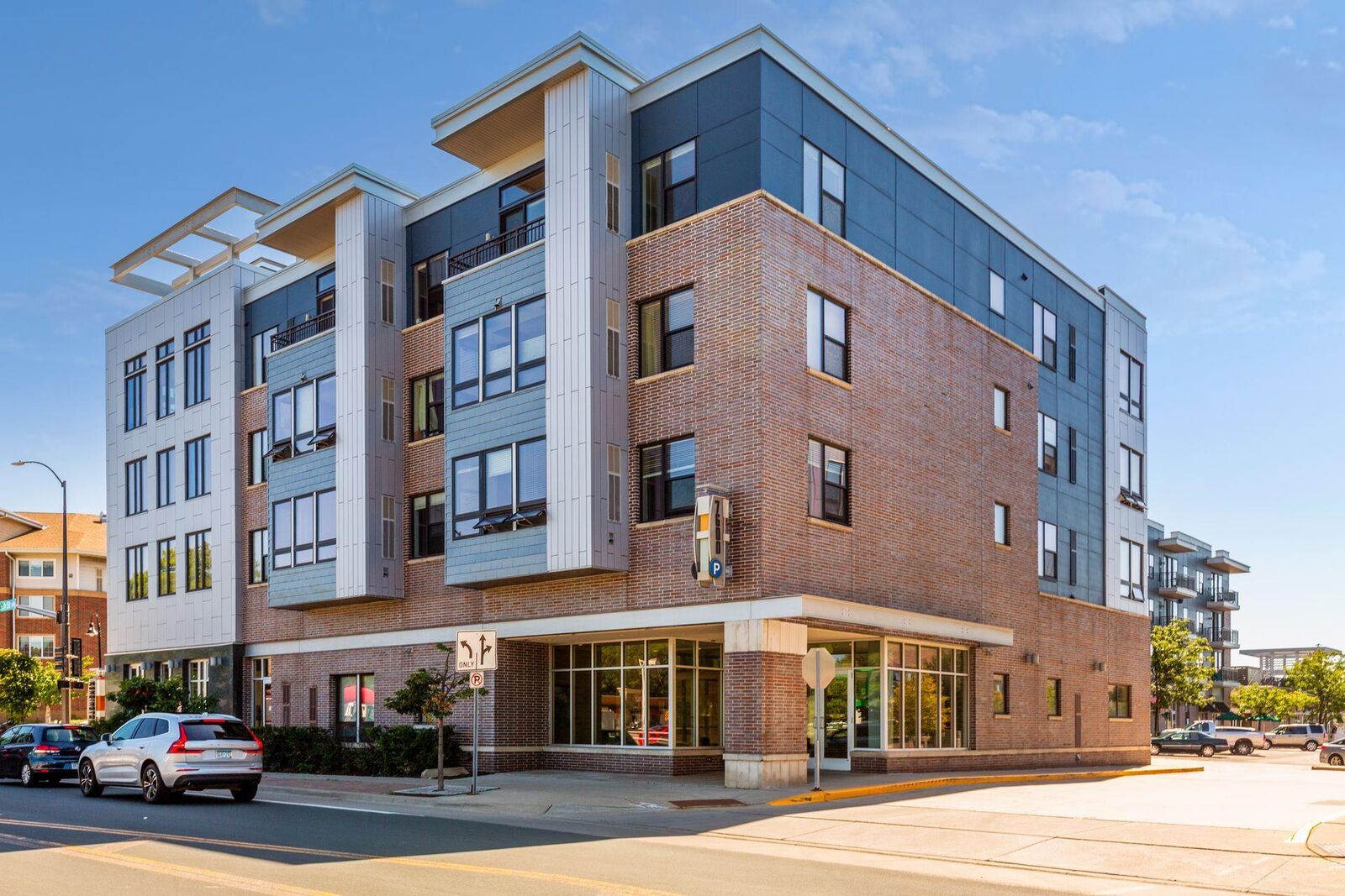 Property Photo:  7600 Lyndale Avenue S 204  MN 55423 
