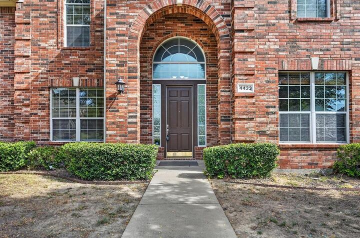 Property Photo: 4433 Sanderosa Lane TX 75082