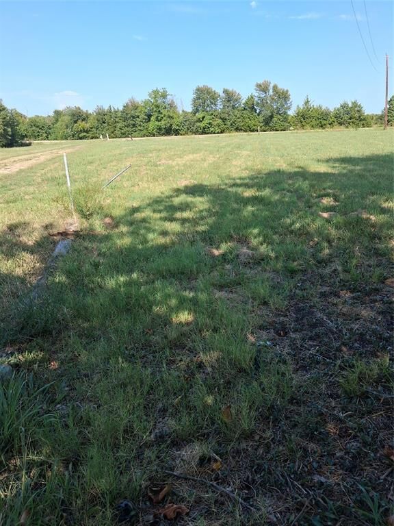 Property Photo: 2020 Farm Road 909 TX 75426
