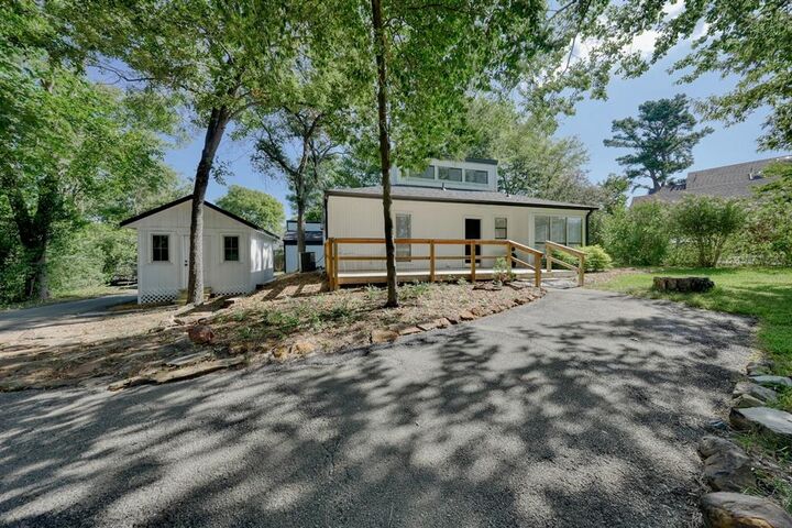 Property Photo: 239 Fairlawn Drive TX 75771