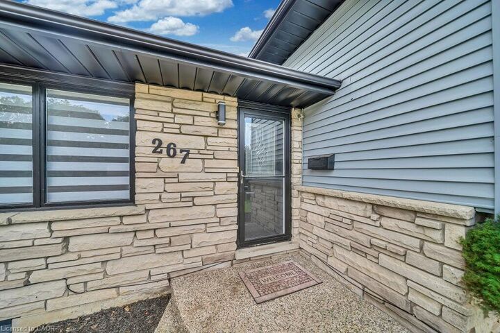 Property Photo: 267 Erb Street E ON N2J 1N6