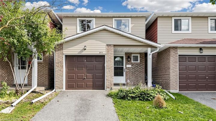 Property Photo: 304 Bluevale Street ON N2J 4G3