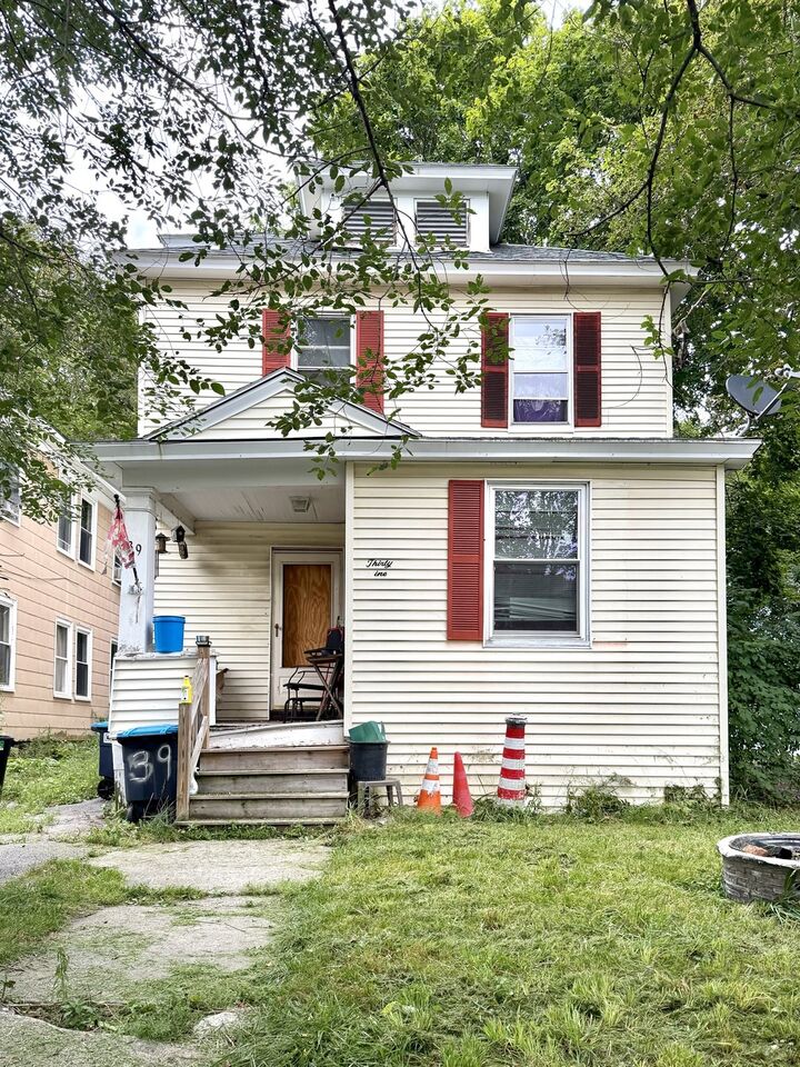 Property Photo:  39 Hull Ave  MA 01201 