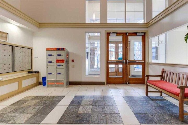 Property Photo: 5115 Richard Road SW 420 AB T3E 7M7