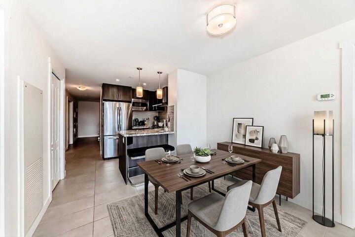 Property Photo: 303 13 Avenue SW 1410 AB T2R 0Y9