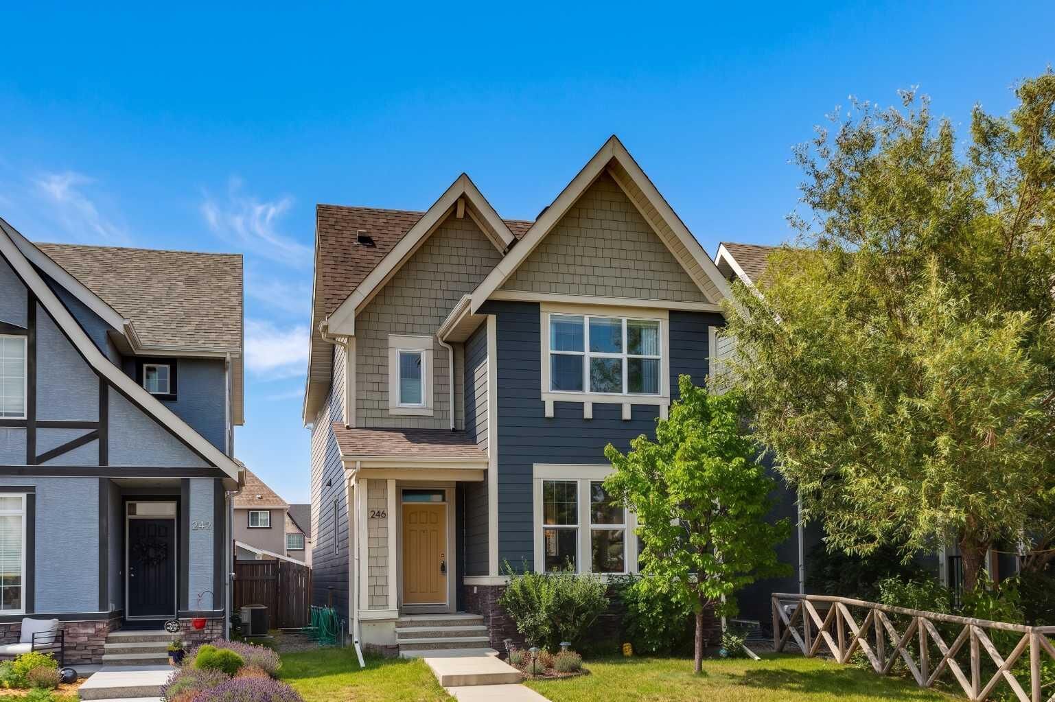 Property Photo: 246 Mahogany Heights SE AB T3M 1X1