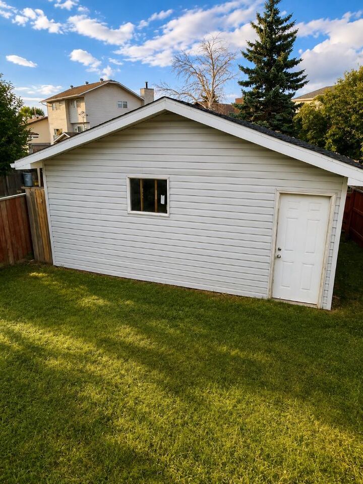 Property Photo:  56 Whitehaven Road NE  AB T1Y 6A4 