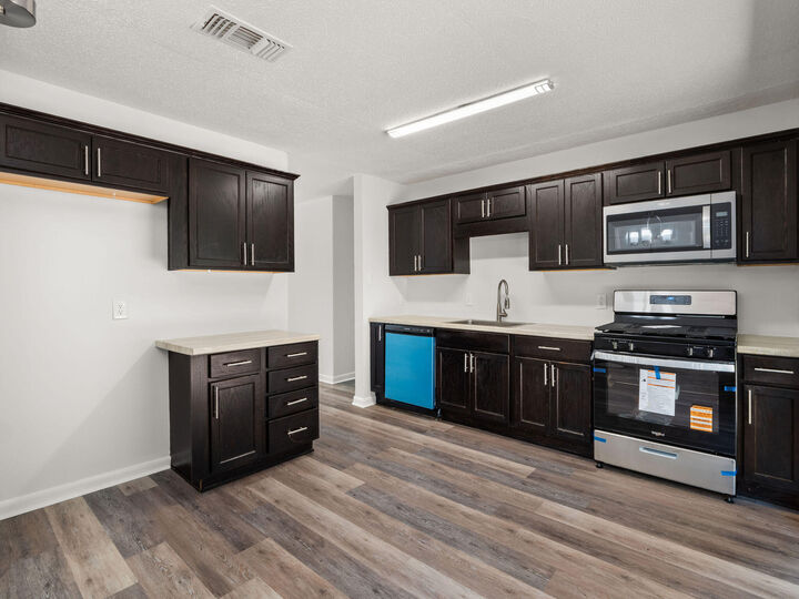 Property Photo:  407 Juniper  LA 71461 