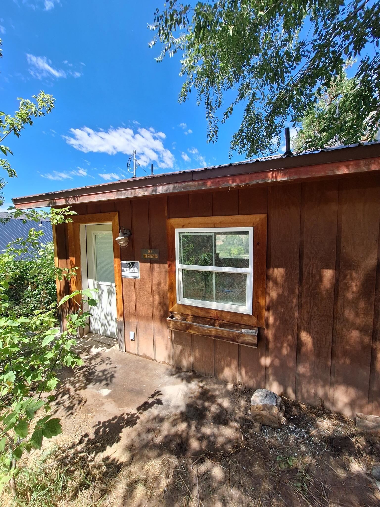 Property Photo:  184 E Booth  ID 83246 